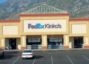 English: A typical FedEx Kinko's store, located in Provo. Photographed by user Coolcaesar on July 22, 2008.