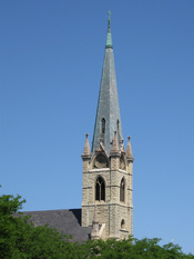 English: Steeple of St. James Catholic Church in Chicago, USA