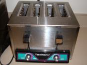 Toastmaster industrial-grade toaster, capable of toasting sliced bread and bagels.