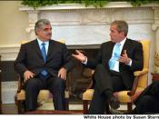 English: President George W. Bush and Rafik Hariri meeting in the White House.