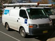 English: 2004 Toyota HiAce vans owned by Telstra.