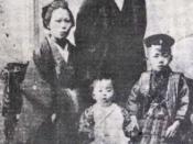 Ohsawa as a child (1901,7 years old) with his family