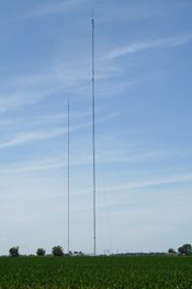 WAND TV (right) and WBUI TV (left) tower antennas near Argenta, Illinois