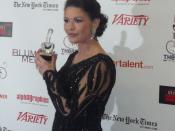 English: One of the winners in the tie for Outstanding Actress in a Musical, Catherine Zeta-Jones