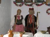 English: Regional costume of Lachy Sadeckie in skansen museum in Nowy Sącz, Poland. Polski: Strój ludowy Lachów Sądeckich