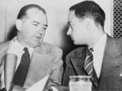English: Sen. Joseph McCarthy chats with his attorney Roy Cohn during Senate Subcommittee hearings on the McCarthy-Army dispute