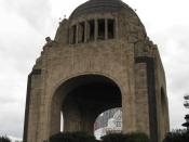 English: Monument to the Mexican Revolution on Avenida de la Revolucation west of the center of Mexico City