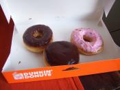 English: Various donuts from the Dunkin' Donuts store in Hermannplatz, Berlin.