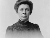 Ida M. Tarbell, head-and-shoulders portrait, facing front.