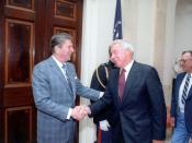English: President Reagan and Joe DiMaggio