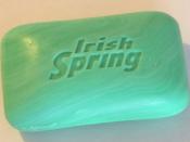 English: A bar of Irish Spring 'Original' deodorant soap, distributed by the Colgate-Palmolive company.