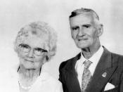 English: Mr and Mrs H. G. Kenny Mr and Mrs Kenny were foundation members of the Bowen Historical Society. (Description supplied with photograph.).