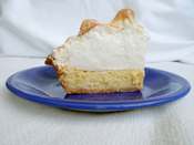 English: Digital photo taken by Marc Averette. An authentic slice of key lime pie. Category:Culture of Key West