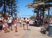 English: Surfer's Paradise during Schoolies week 2004.