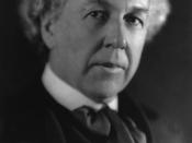 English: Frank Lloyd Wright, American architect, portrait, head and shoulders, facing right.