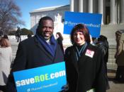 English: Rep. Albert Wynn (left) joins Gloria Feldt (right), President of the Planned Parenthood Federation of America, on the steps of the Supreme Court, to rally in support of the pro-choice movement on the Anniversary of Roe v. Wade