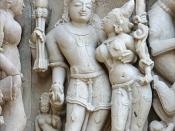 Kama sur le temple de Parshvanath (Khajuraho)