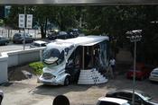 Samsung Jet advertising bus in Bratislava. Česky: Reklamní autobus Samsungu Jet v Bratislavě.