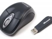 English: A wireless notebook-sized mouse made by Microsoft.