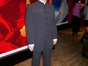 A key feature of Madame Tussaud's Hong Kong is a collection of figures of Chinese politicians and leaders. Here is Sun Yat-sen (孫逸仙), better known to Chinese speakers as Sun Zhongshan (孫中山), who overthrew the Manchu Dynasty in 1912 and founded the Republi
