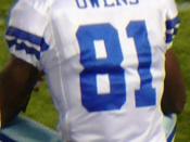 English: Dallas Cowboys wide receiver Terrell Owens at the 2008 preseason game against the Minnesota Vikings.