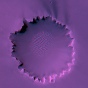 Stereo view of Victoria Crater taken by Mars Reconnaissance Orbiter.