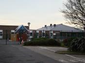 English: Durrington Middle School Middle School for students aged 8 to 12 in Durrington, Worthing.