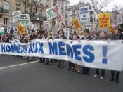 English: Anti-abortion demonstrators taking part in the 5th Paris March for Life (Marche pour la Vie)