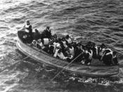 English: Last lifeboat arrived, filled with Titanic survivors. This photograph was taken by a passenger of the Carpathia, the ship that received the Titanic's distress signal and came to rescue the survivors. It shows the last lifeboat successfully launch