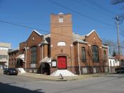 English: First Christian Church (Disciples of Christ), located at 1401 Sixth Avenue in Beaver Falls, , .