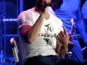 English: Ricky Martin performing in Chicago on April 19, 2011
