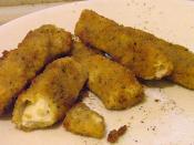 English: Fried mozzarella sticks.