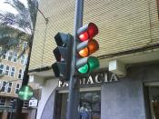English: Traffic light in Spain Español: Semáforo