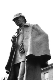 English: Statue of Sherlock Holmes in Edinburgh