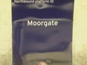 English: Moorgate station Great Northern (First Capital Connect) tunnel wall signage in the style of the previous franchisee, WAGN