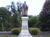 English: Luther Statue at Concordia Seminary (Tim Seidenstricker photo)
