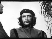 English: Guerrillero Heroico - Che Guevara at the funeral for the victims of the La Coubre explosion. Français : Guerrillero Heroico Portrait d'Ernesto 