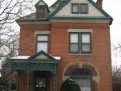 English: Front of the James Thurber House, located at 77 N. Jefferson Avenue in Columbus, , . Built in 1873, it is listed on the , and it is a part of a Register-listed historic district, the Jefferson Avenue Historic District.