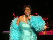 English: Picture of Aretha Franklin performing at the Nokia Theater in Dallas, Texas, on April 21, 2007. Photo taken by Ryan Arrowsmith.