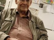 English: Marvin Minsky was visiting the OLPC offices and picked up a Firefox wrist band.