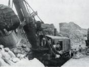 English: Marion Steam Shovel Model 90, 1908 image showing the shovel at work on the Panama Canal. Image taken from a 1915 Marion Shovel catalog. Company defunct; archives given to Marion Historical Society, Marion Ohio.
