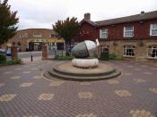 English: The Aldwarke acorn The sculpture was commissioned by the Housing Market renewal and situated at the end of the now no through road, Aldwarke Road. The sculpture is in the form of an acorn, which was designed with the help of children from Class 5