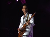 English: Prince playing at Coachella 2008.