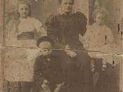 English: John Kinmont Moir with his mother and siblings, 1897