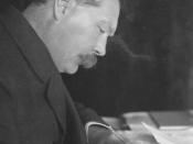 English: Photo by E. O. Hoppe of author Sir Arthur Conan Doyle seated writing.